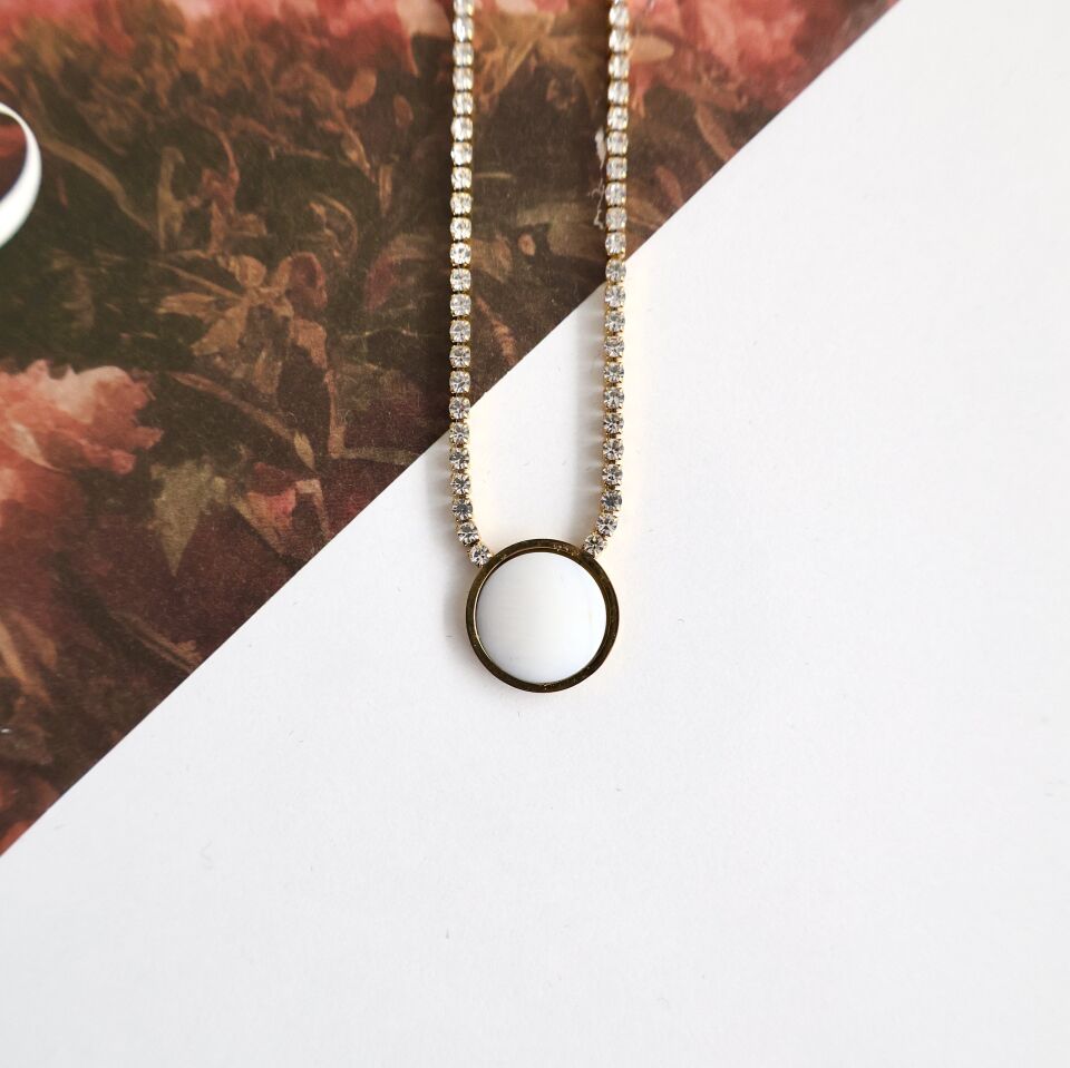 Çelik Su Yolu Sedef Taşı Kolye