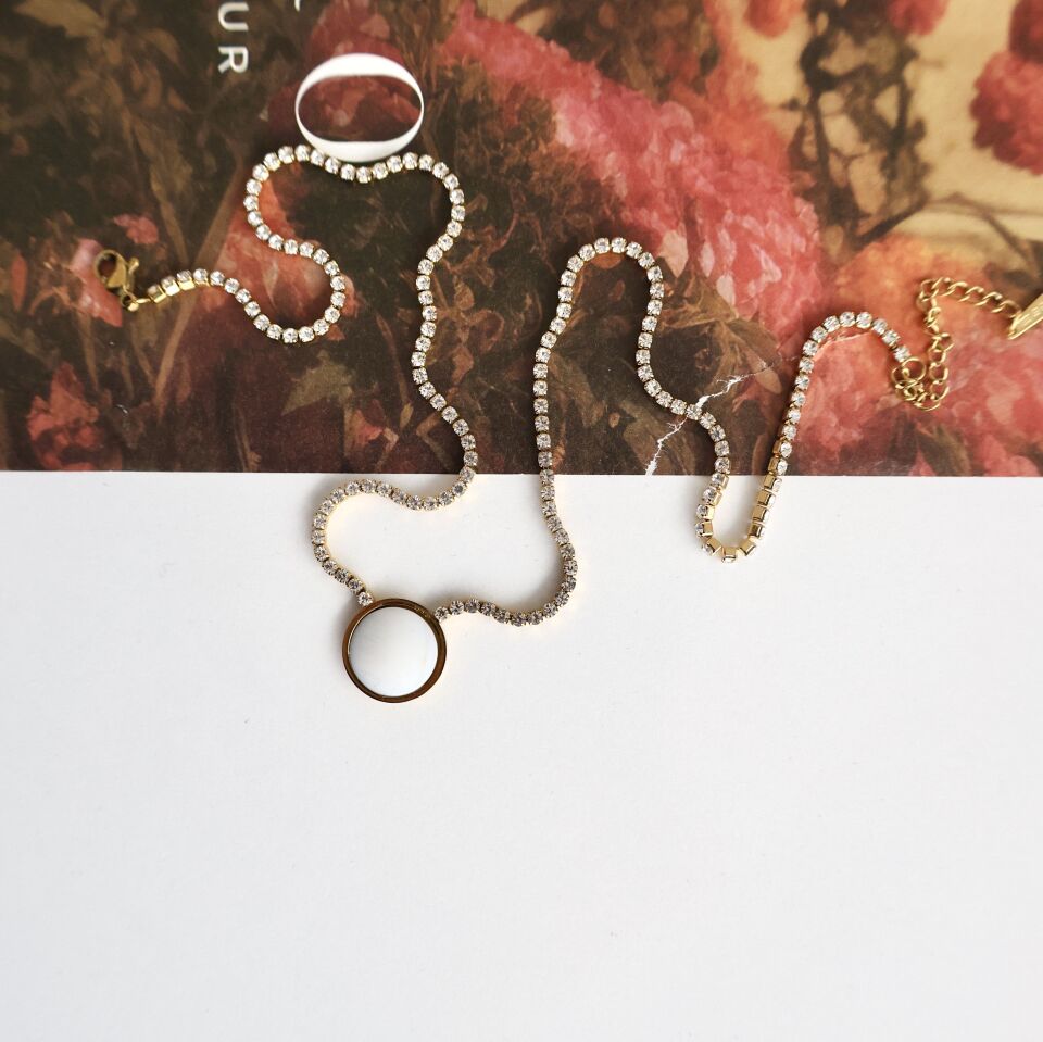 Çelik Su Yolu Sedef Taşı Kolye