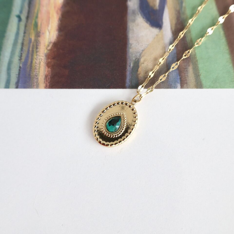 Çelik Yeşil Taşlı Kolye