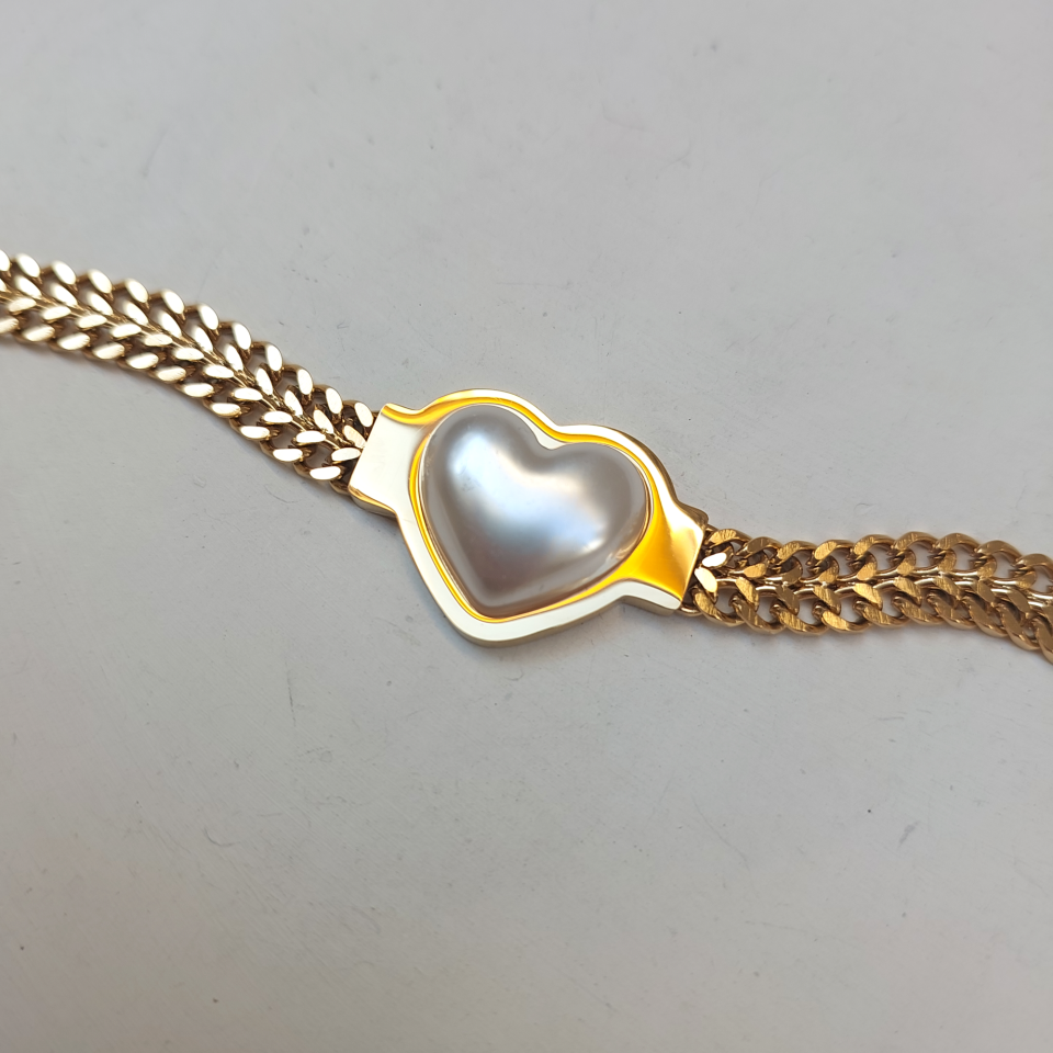 Çelik Sedef Taşlı Kalp Bileklik