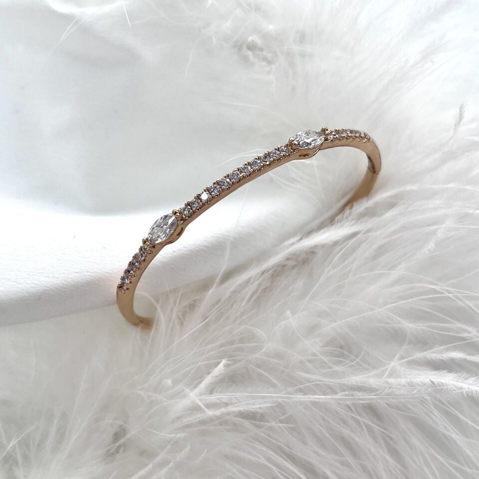 Xuping Zirkon Taşlı Kelepçe