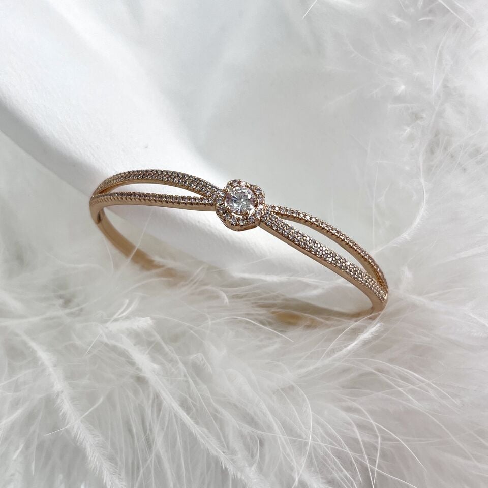 Xuping Zirkon Taşlı Kelepçe