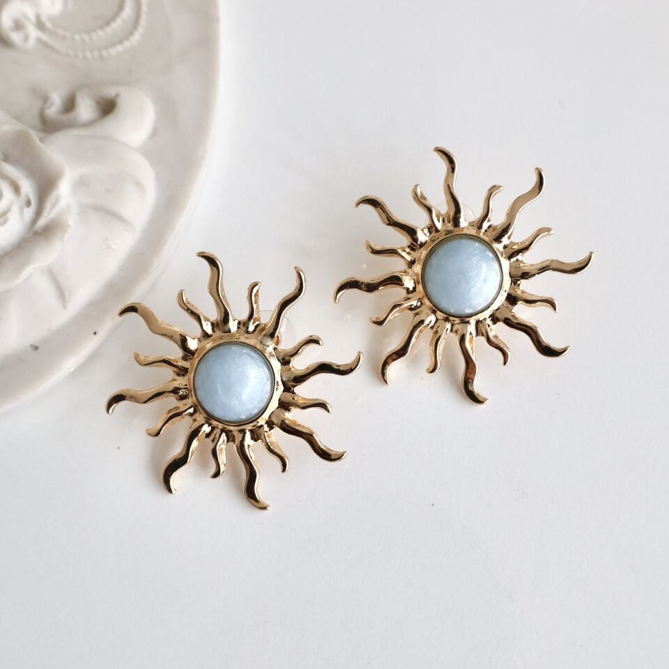 Mavi Taşlı Güneş Küpe