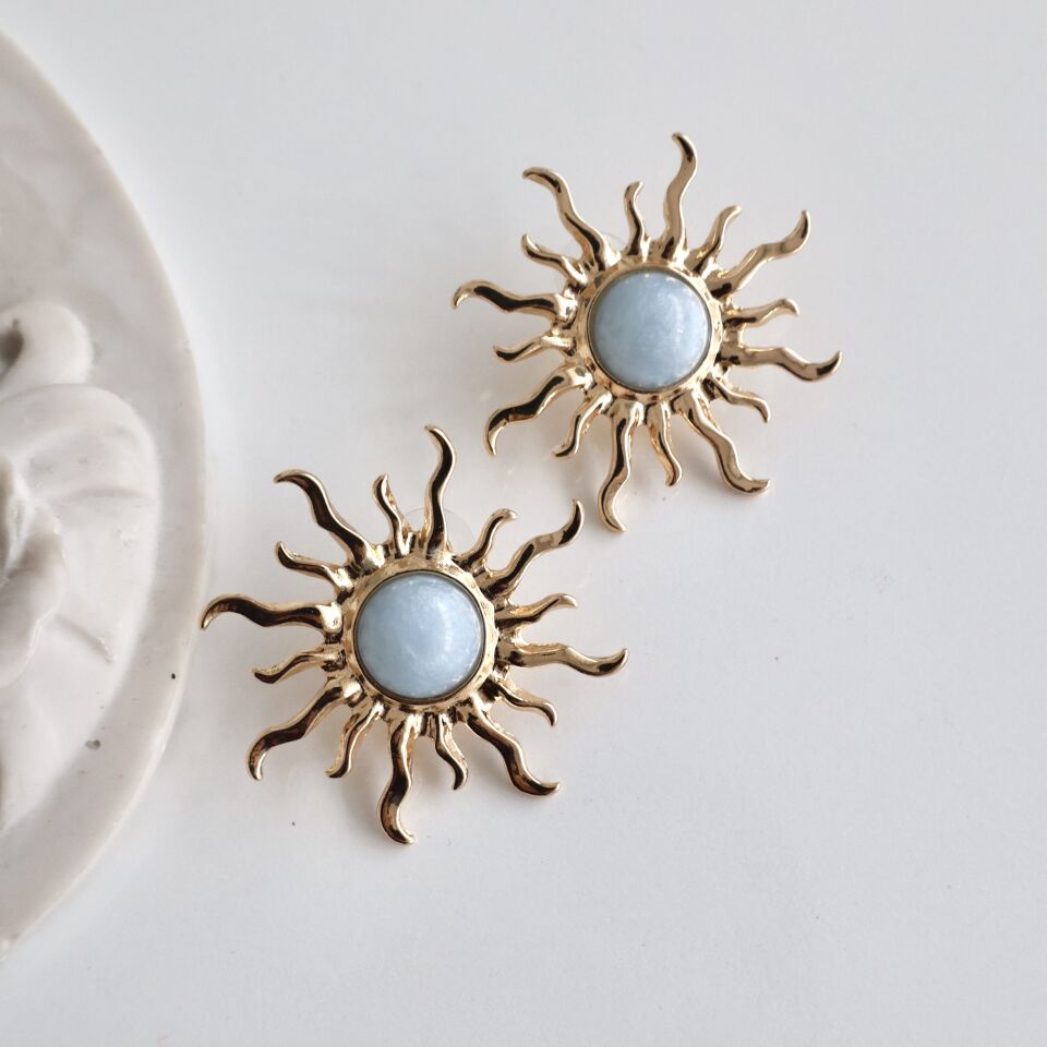 Mavi Taşlı Güneş Küpe