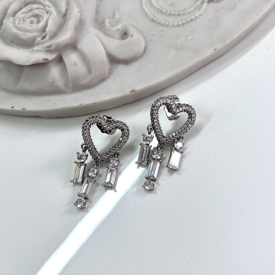 Xuping Taşlı Kalp Küpe