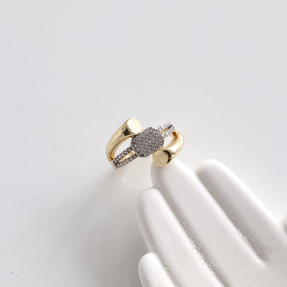 Özel Seri Taşlı Yüzük