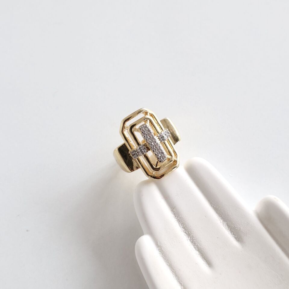 Özel Seri Taşlı Yüzük