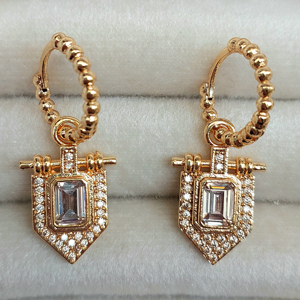 Vip Özel Seri Küpe