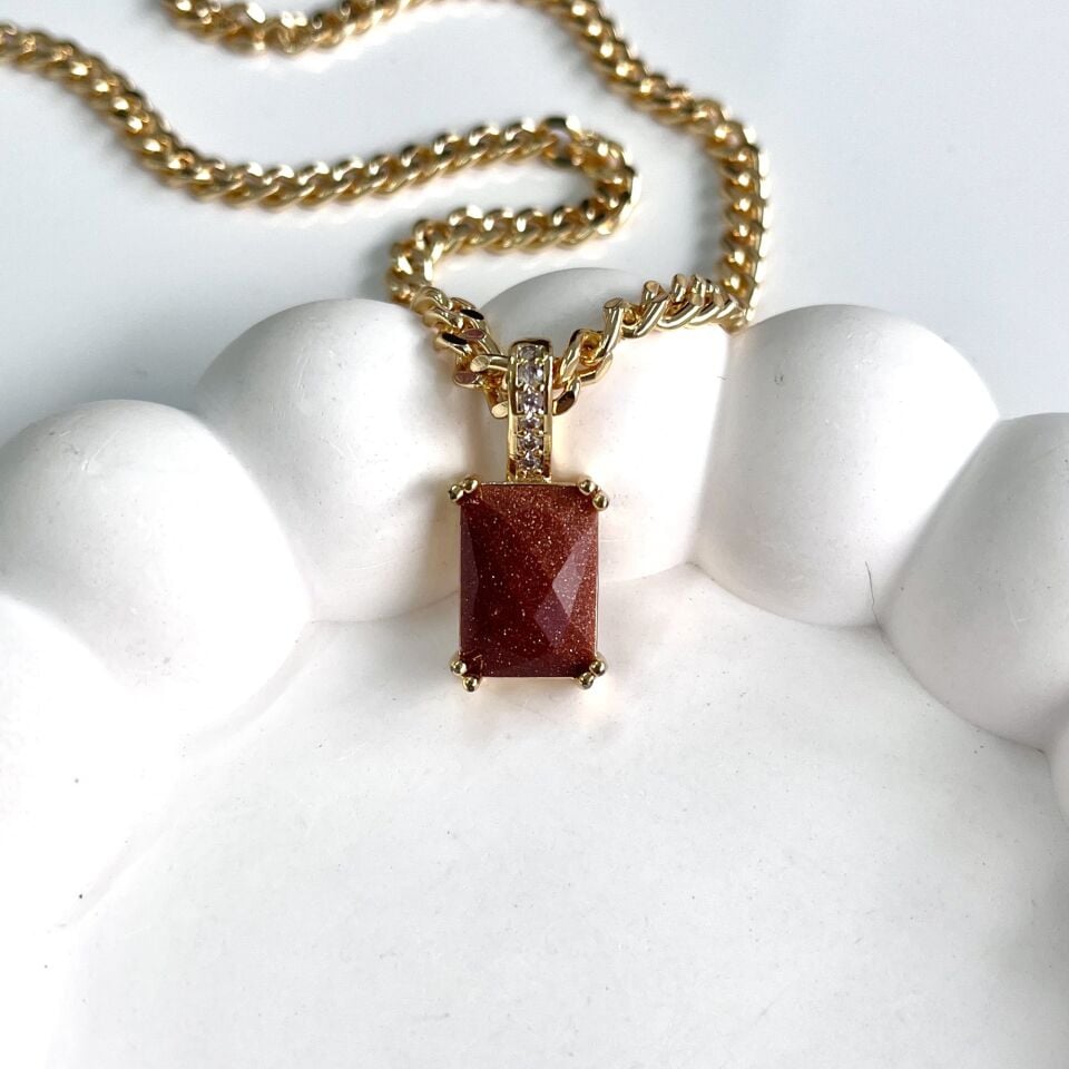 Kahverengi Simli Taşlı Kolye