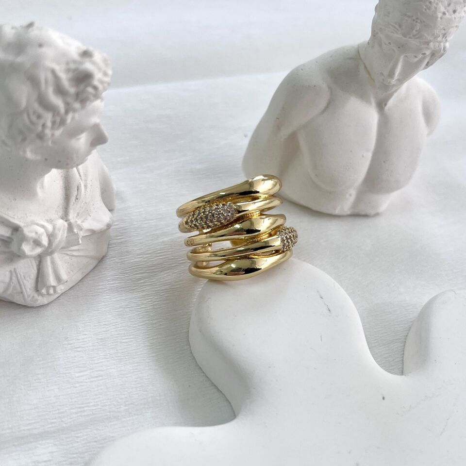 Özel Seri Taşlı Yüzük