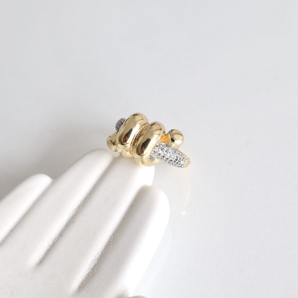 Özel Seri Taşlı Yüzük