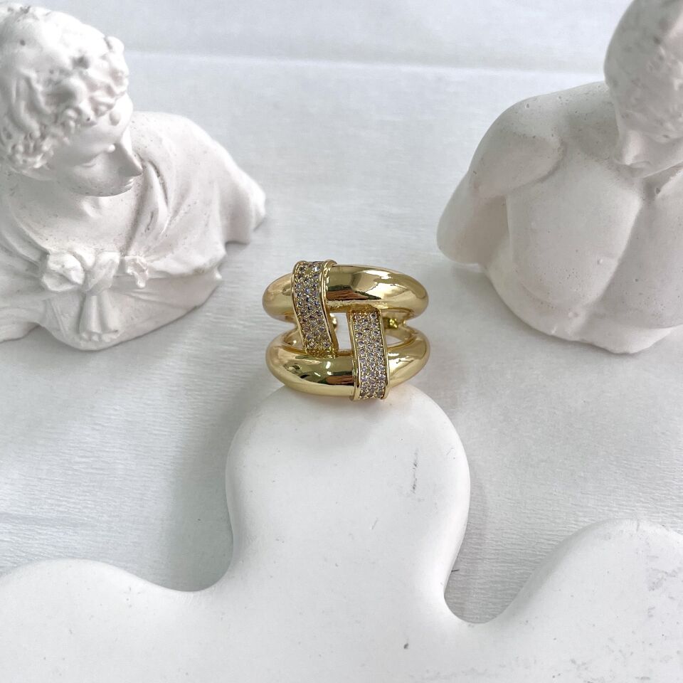 Özel Seri Taşlı Yüzük