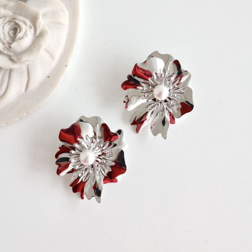 Özel Seri İncili Çiçek Küpe