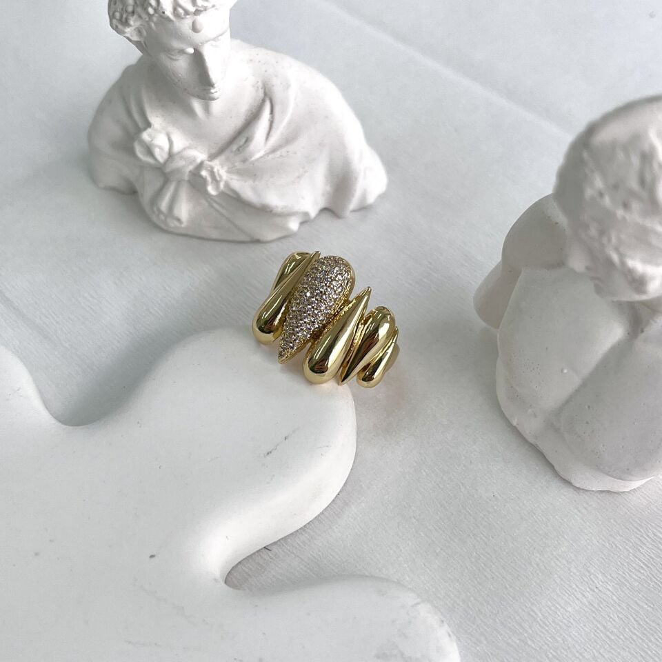 Özel Seri Taşlı Yüzük