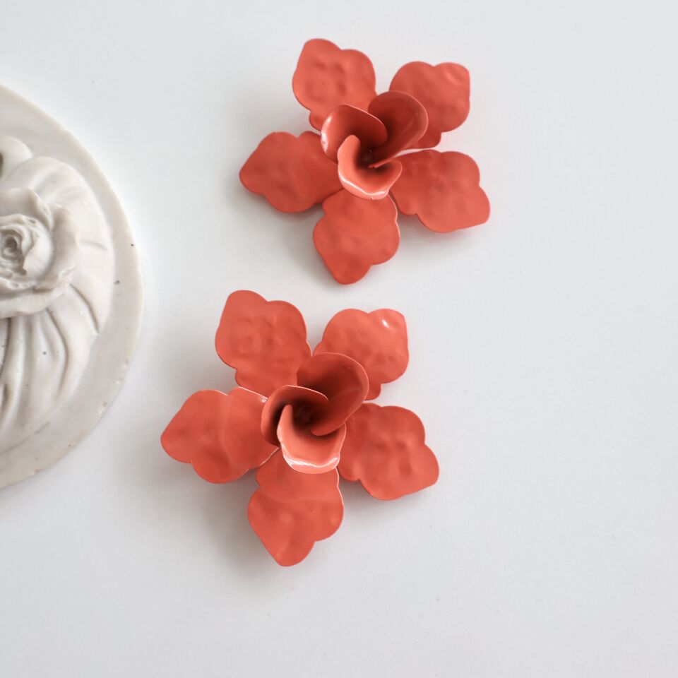 Turuncu Çiçek Küpe