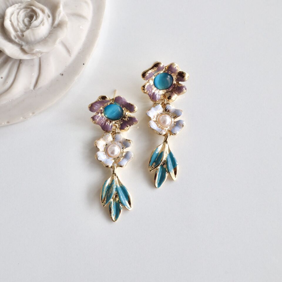 Üçlü Çiçek Küpe