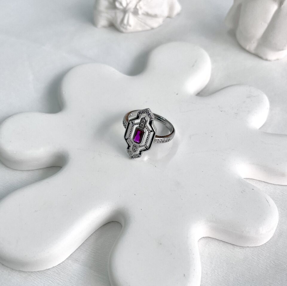 Özel Seri Taşlı Yüzük