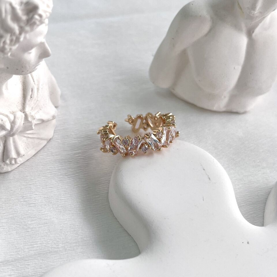 Özel Seri Taşlı Yüzük