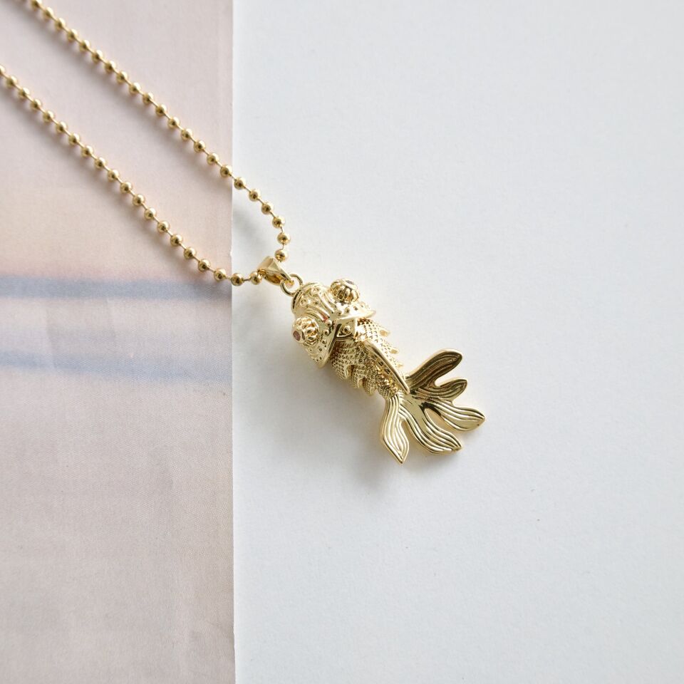 Çelik Balık Desenli Kolye