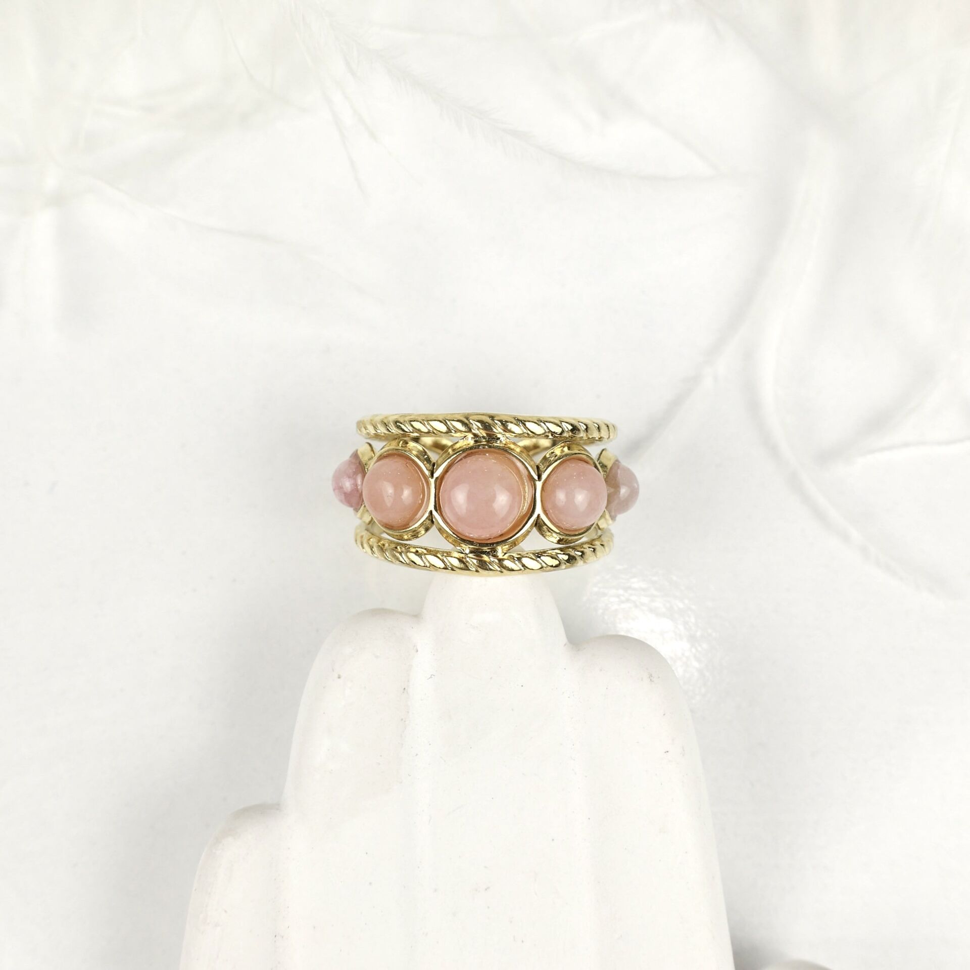 Çelik Pembe Taşlı Yüzük