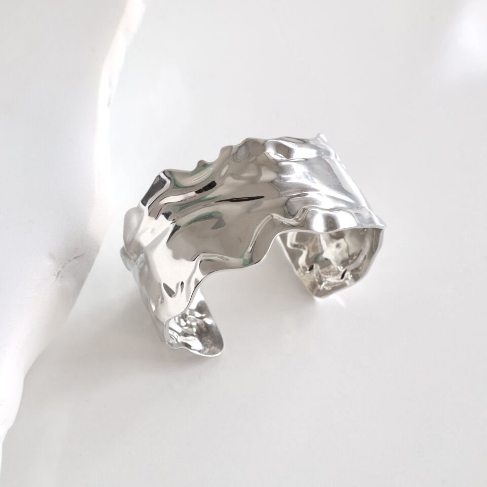 Kabartmalı Kelepçe