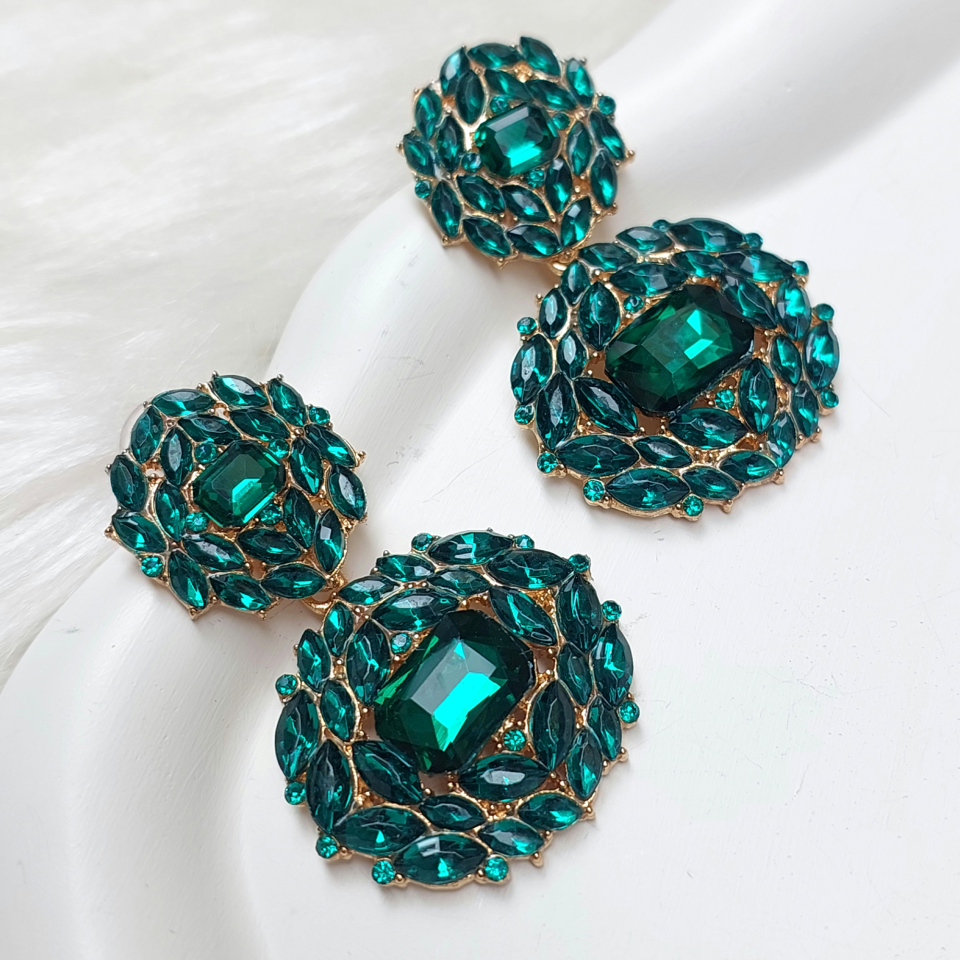 Taşlı Yeşil Küpe