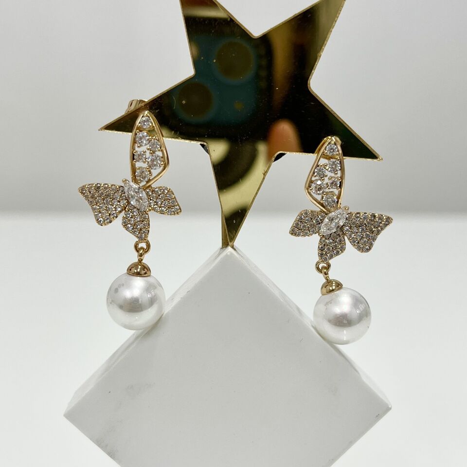 Xuping Kelebek Küpe