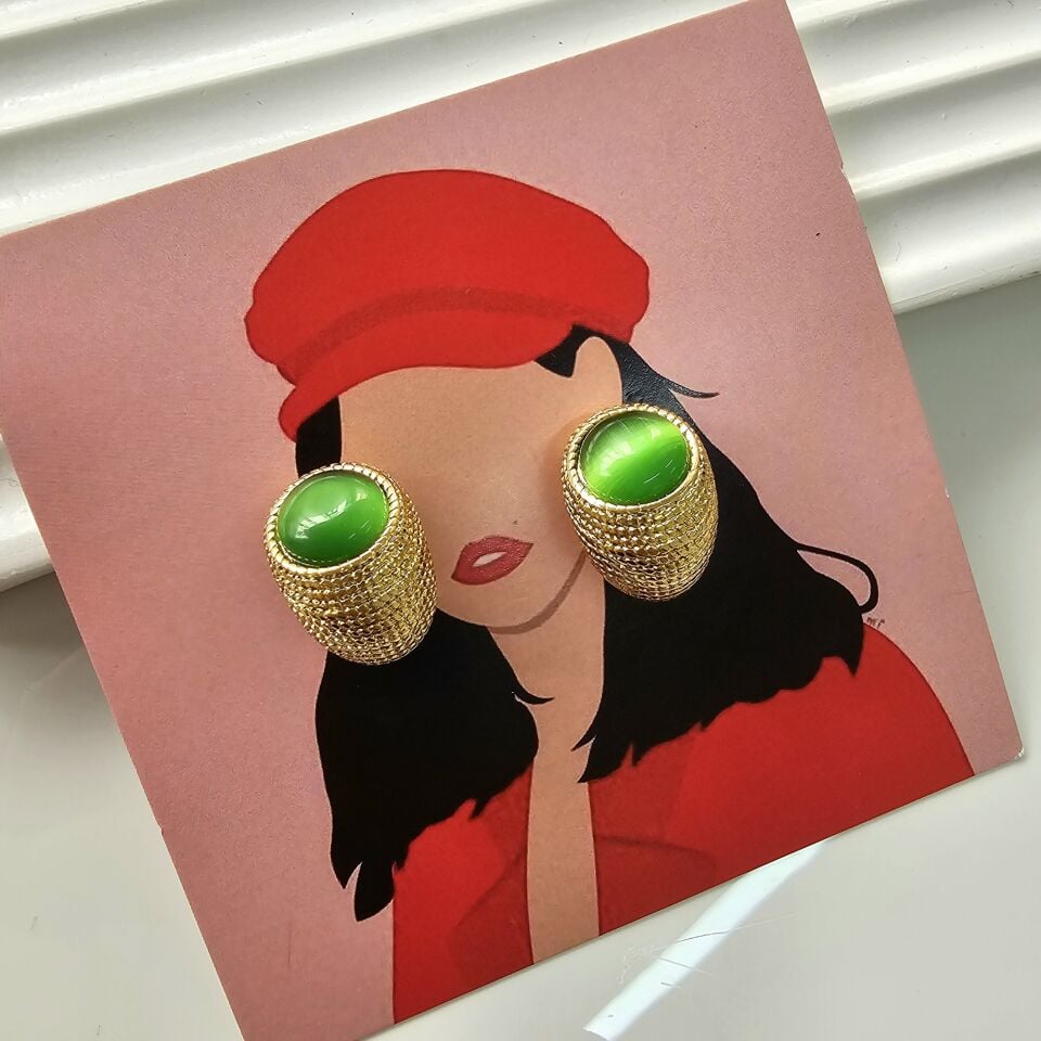 Çelik Kedi Gözü Küpe (Yeşil)