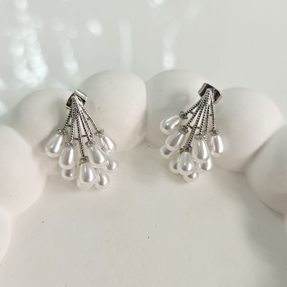 Çelik İncili Küpe