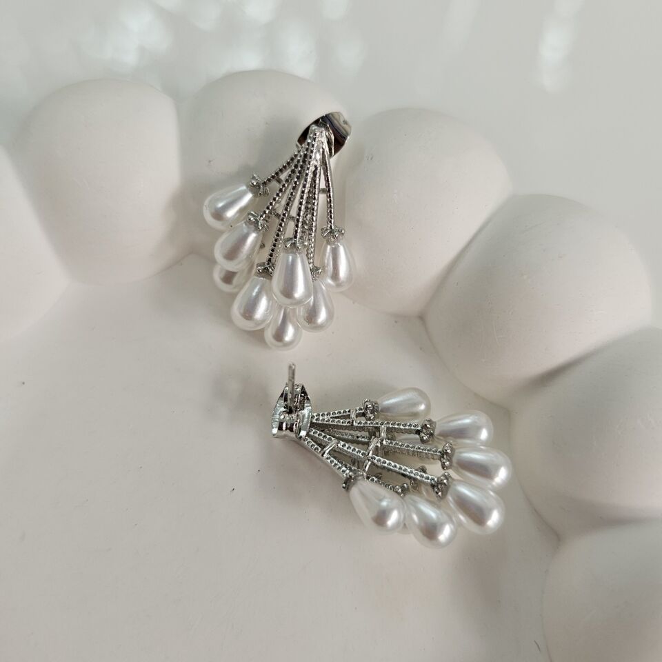 Çelik İncili Küpe