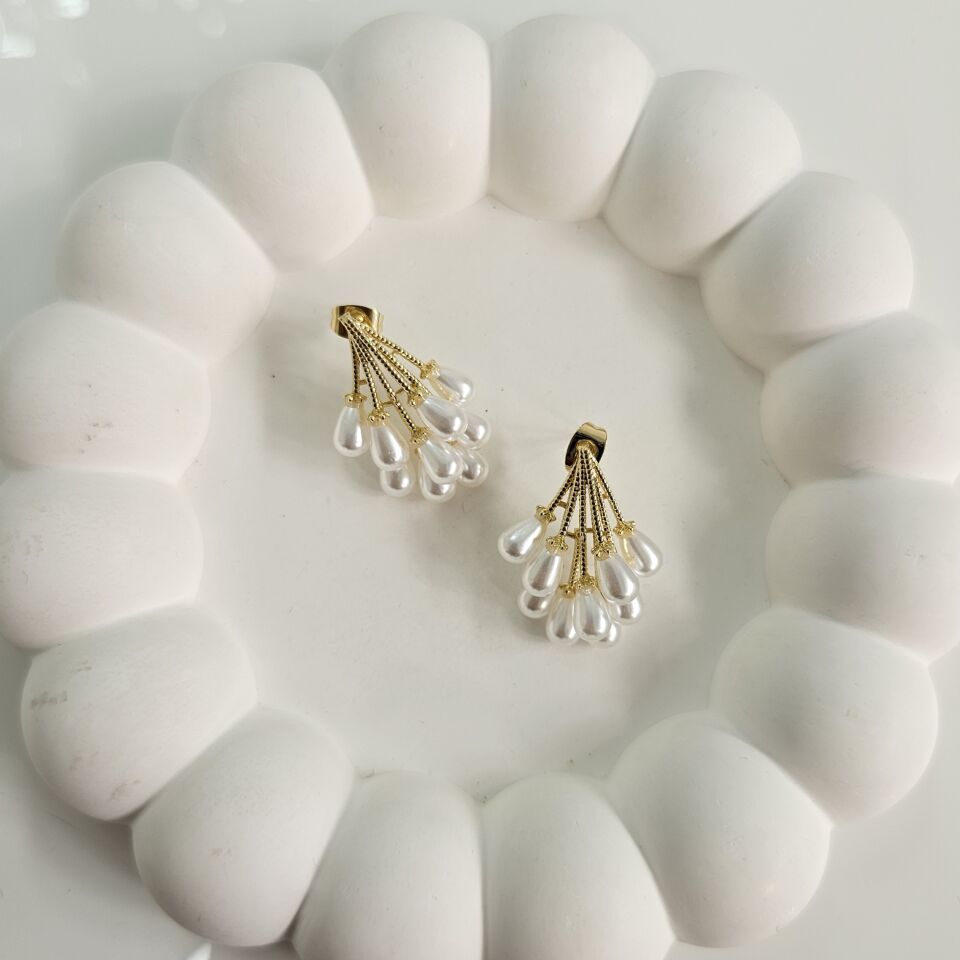 Çelik İncili Küpe