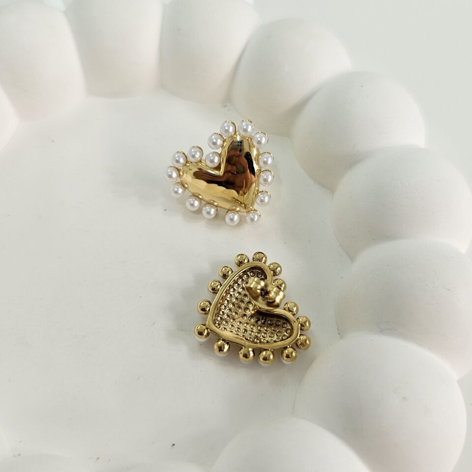 Çelik İnci Kalp Küpe