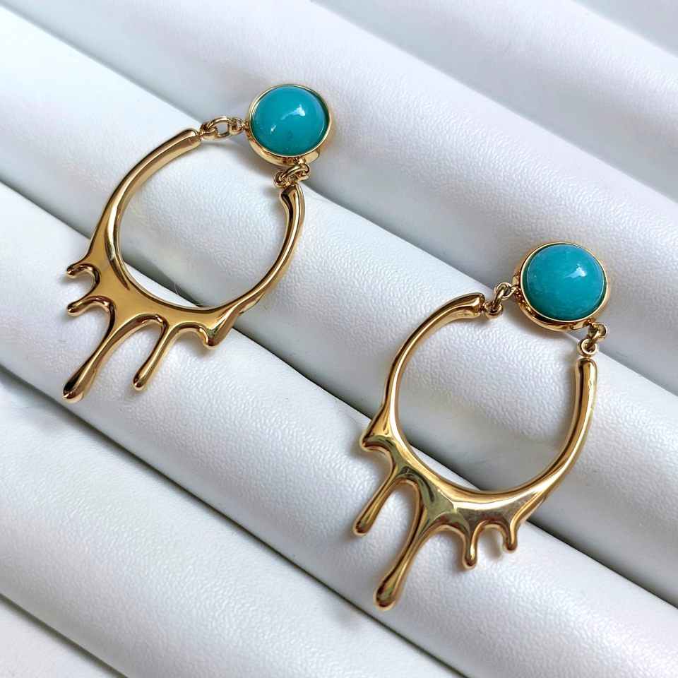 Çelik Mavi Taşlı Küpe