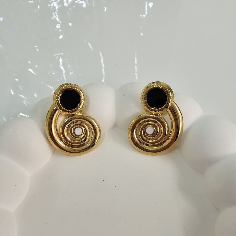 Çelik Siyah Beyaz Mineli Küpe