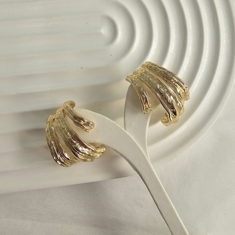 Çoklu Plaka Küpe Gold