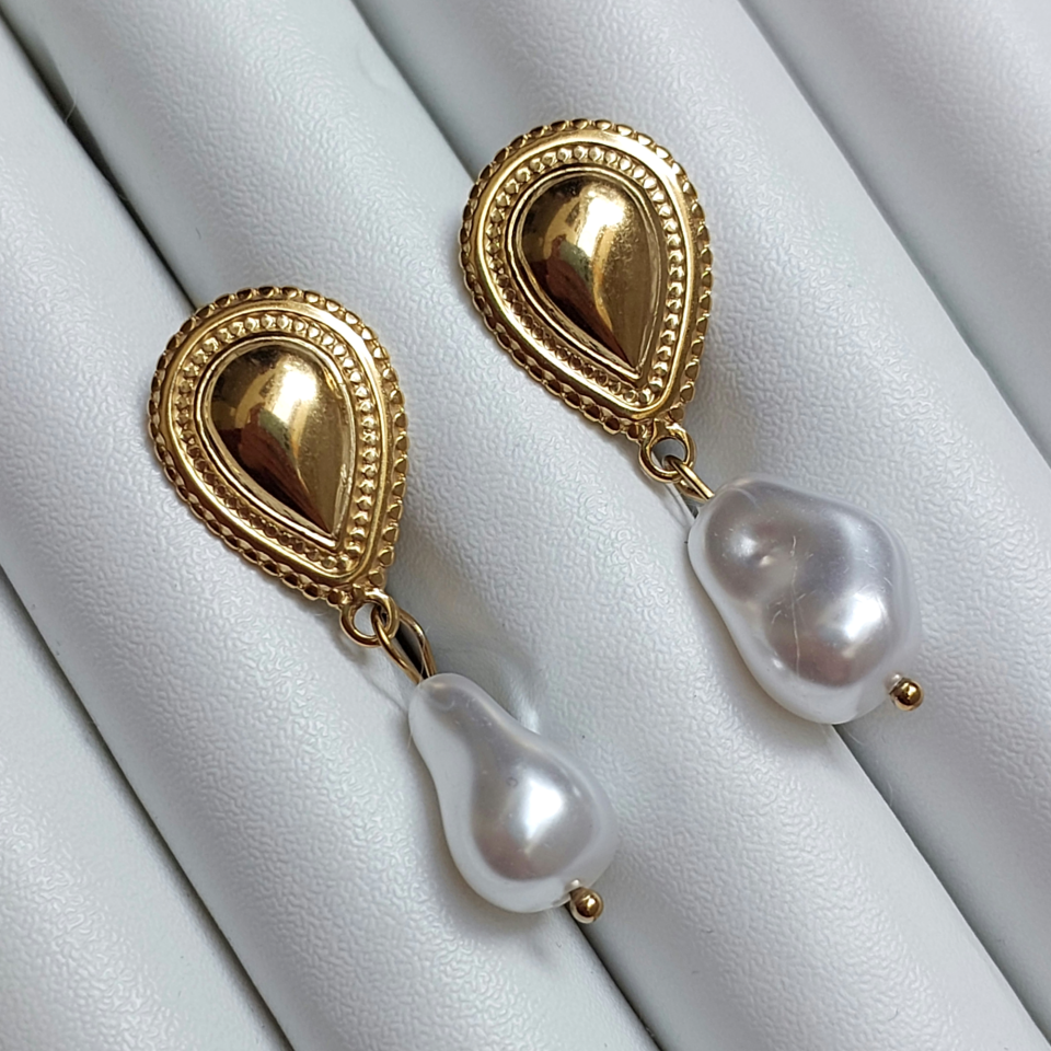 Çelik İnci Detay Küpe