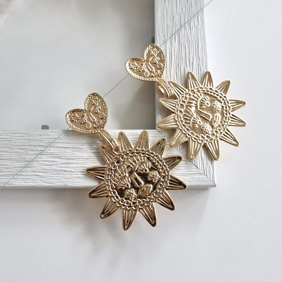 Kabartmalı Kalp & Güneş Küpe