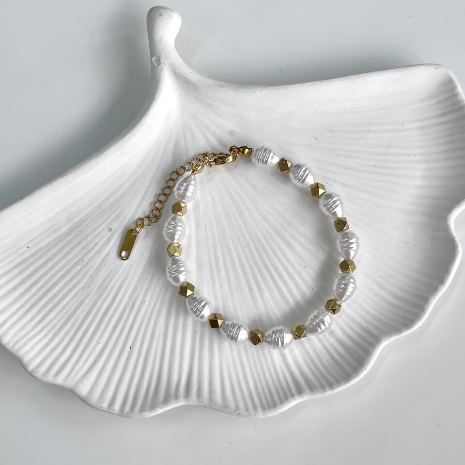 Çelik İnci Detay Bileklik