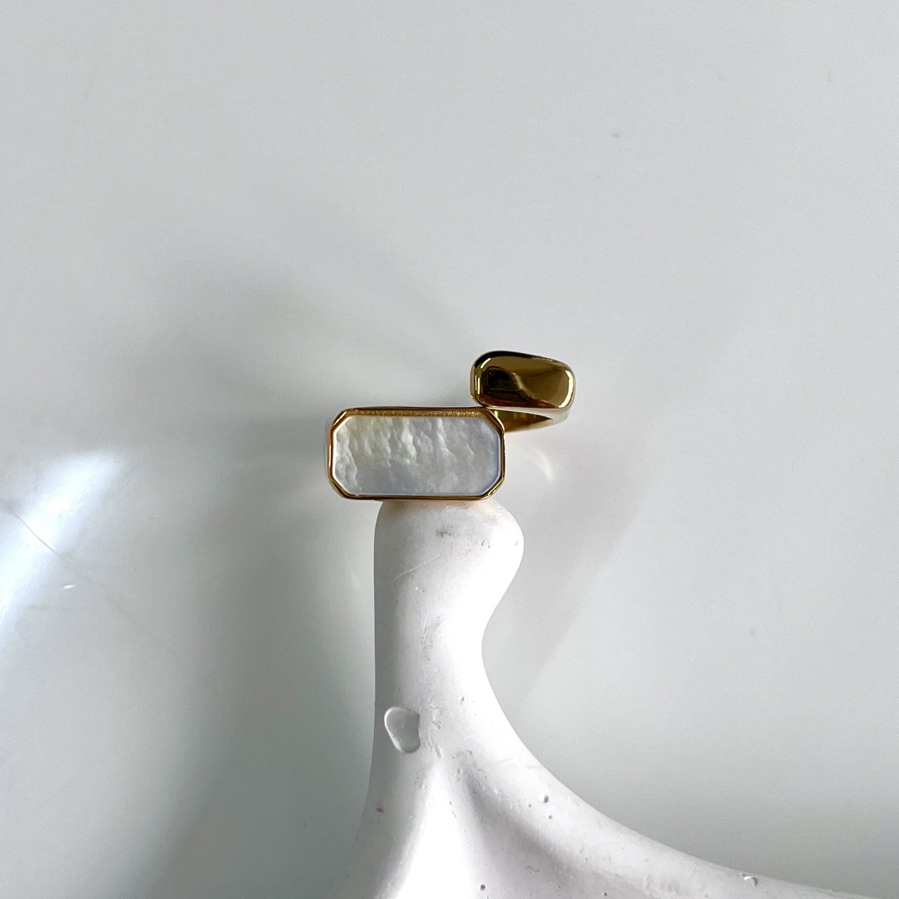 Çelik Sedef Taşı Yüzük