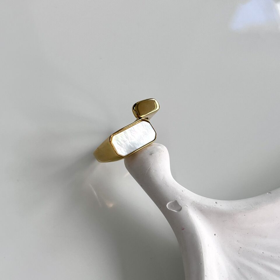 Çelik Sedef Taşı Yüzük