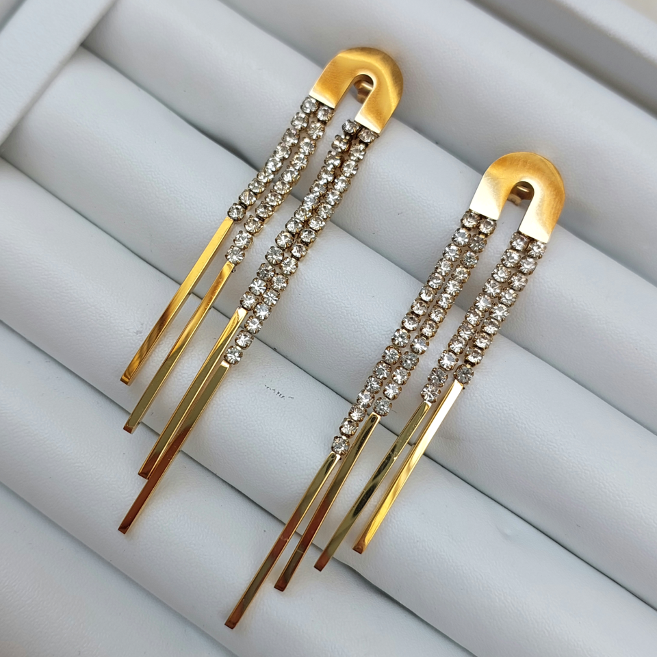 Çelik Sallantı Küpe