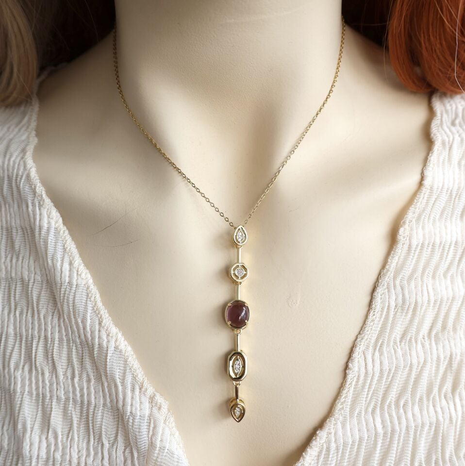 Mor Taşlı Sallantı Kolye