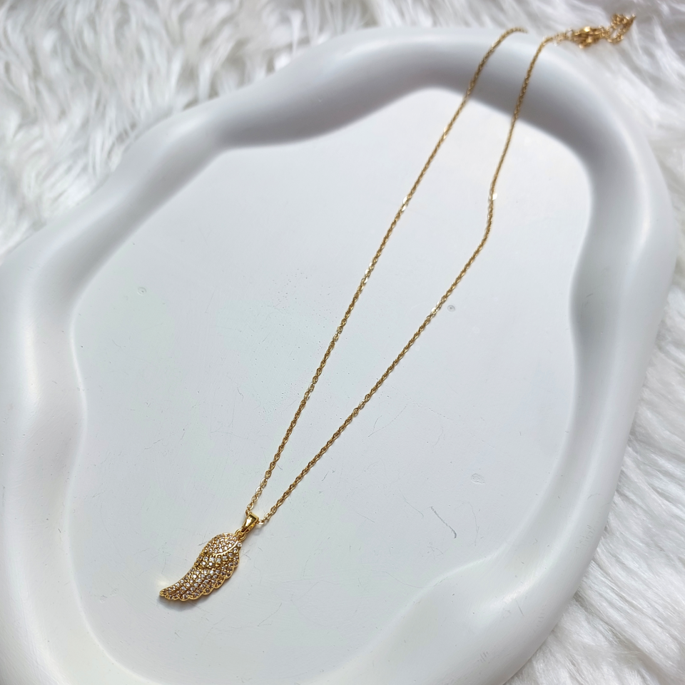 Çelik Zirkon Taş Kanat Kolye