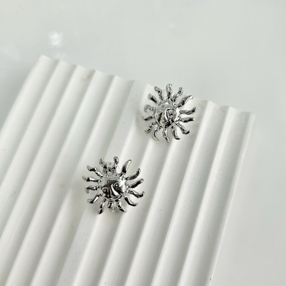 Güneş Küpe Silver