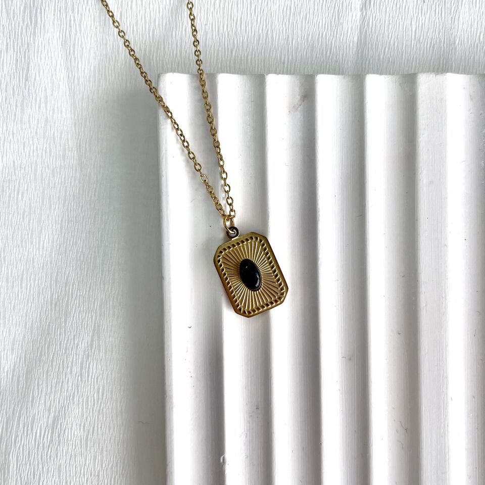 Çelik Oniks Taşı Kolye