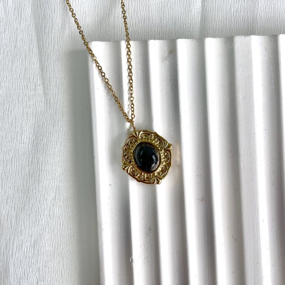 Çelik Obsidyen Taşı Kolye