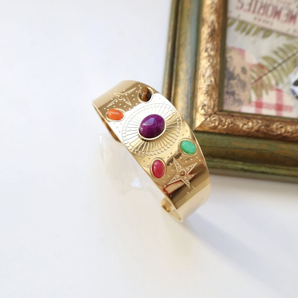 Çelik Renkli Taşlı Kelepçe