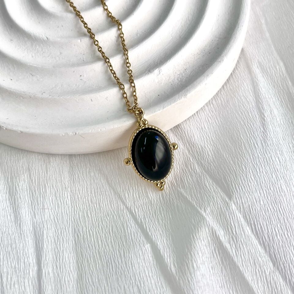 Çelik Oniks Taşı Kolye