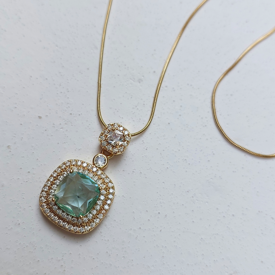 Çelik Zirkon Taş Kolye