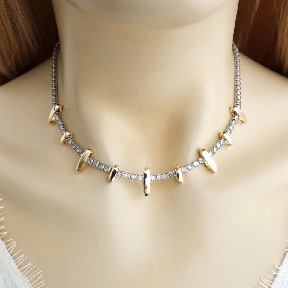 Zirkon Taş Sıralı Kolye